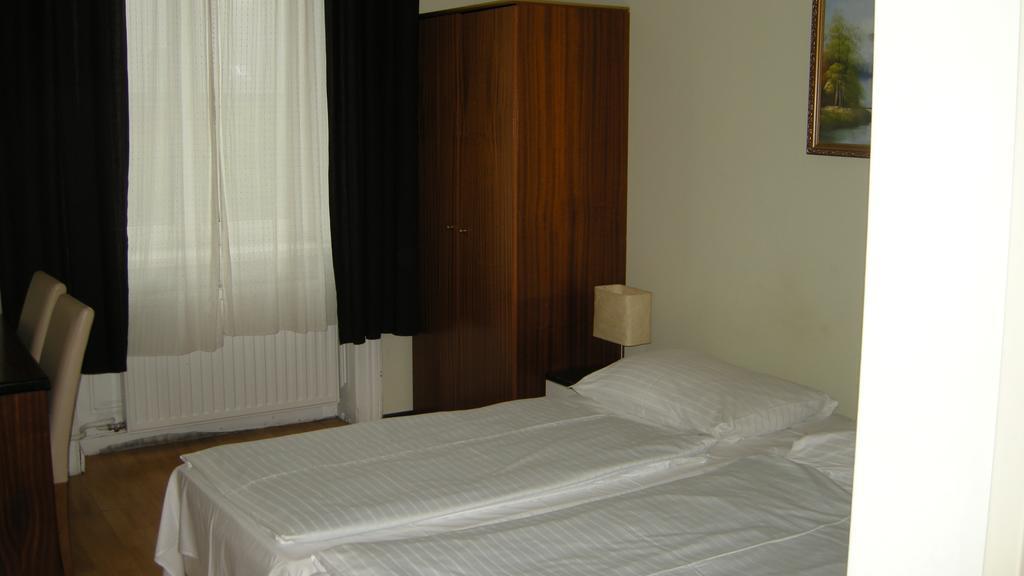 Pension Schottentor Vienna Luaran gambar